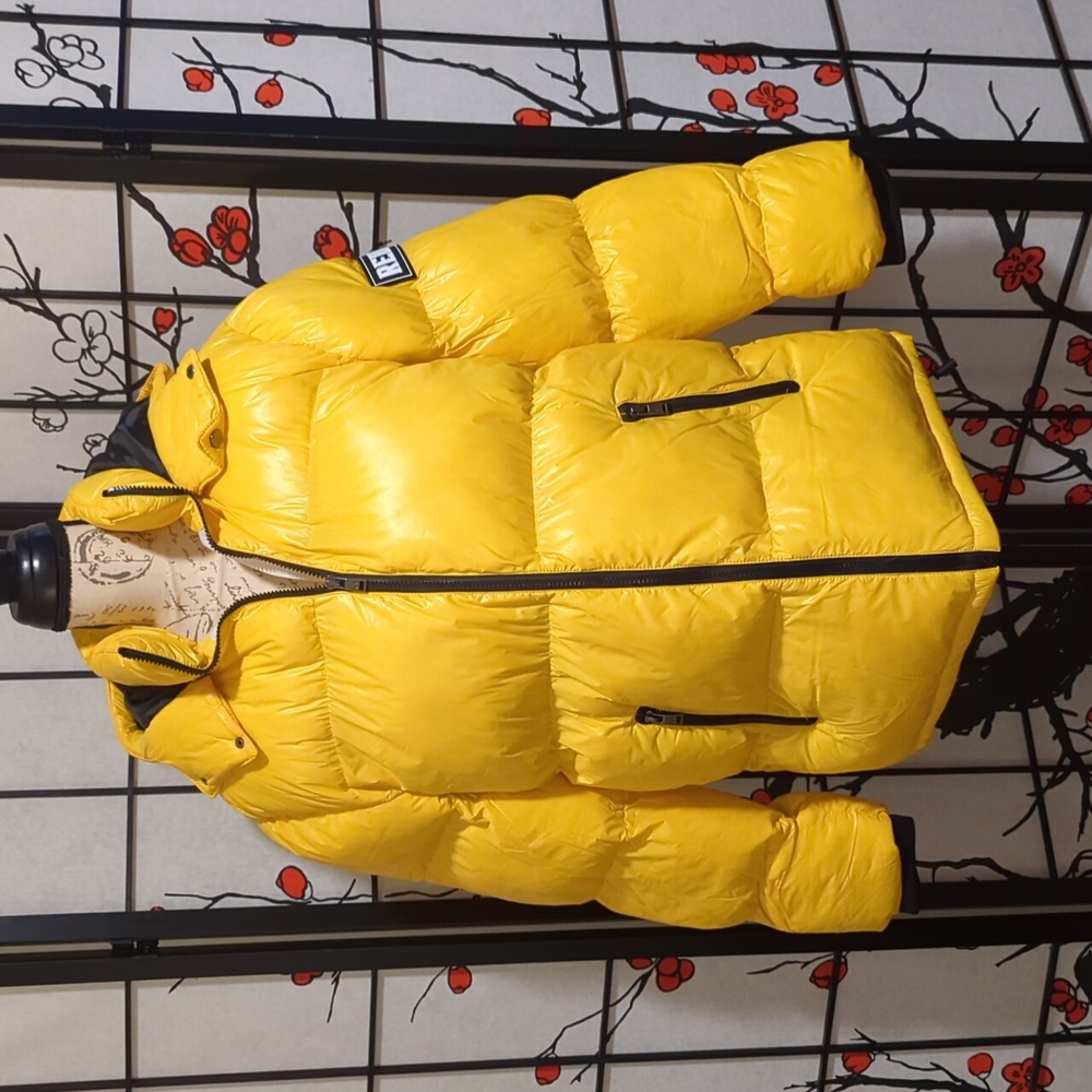 Rebel Minds....Puffer 🧥 Coat